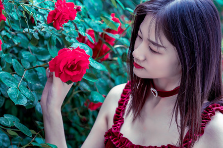 北京大兴机场口岸今年出入境人次突破300万